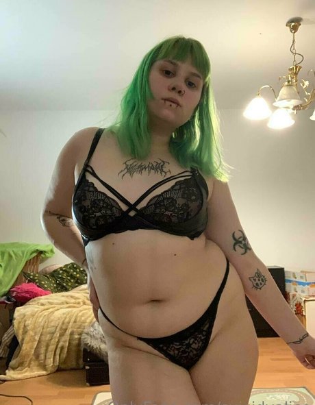 suicidyalice only fans content