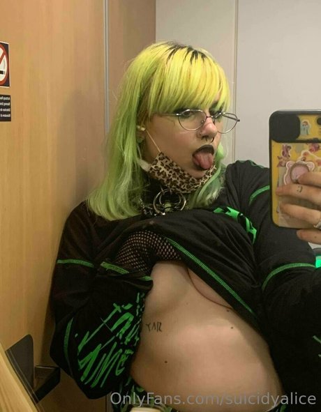suicidyalice only fans nude leaks