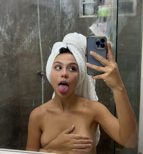 Bruna16 nude onlyfans