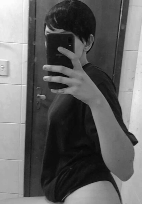 Girl Brazil onlyfans striptease