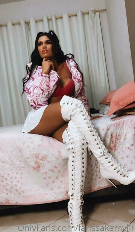 ts larissakemylli Profile pic