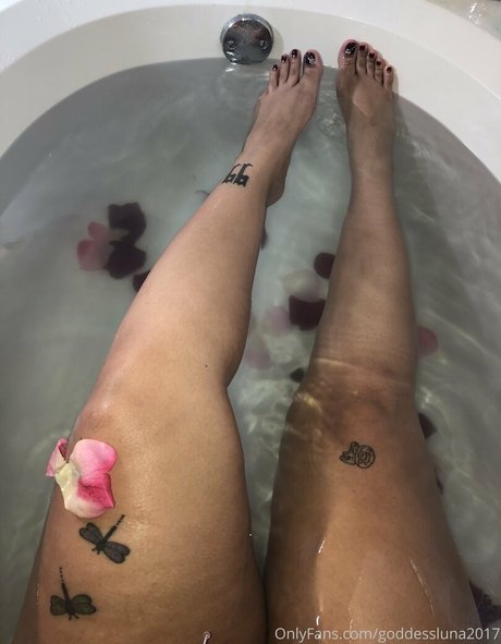 goddessluna2017 onlyfans sextape