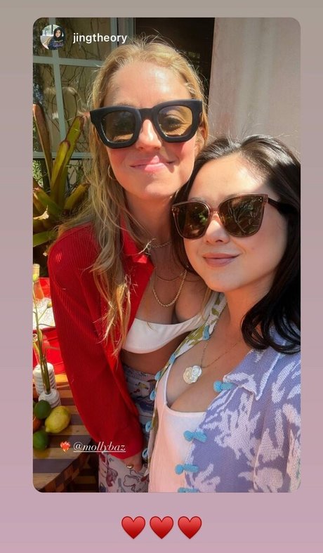 Molly Baz feet onlyfans