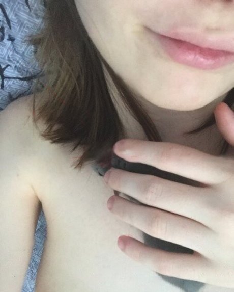 Ahrinyan only fans nude