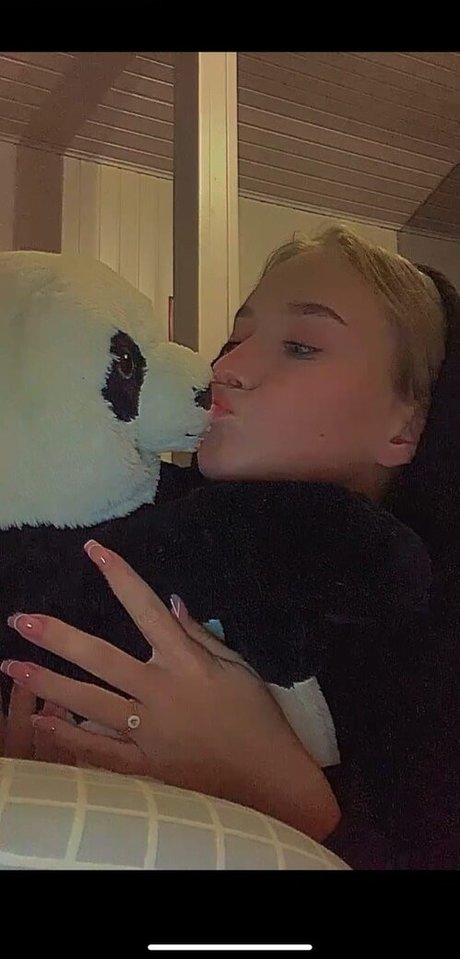 Diana Volynets nudes only fans