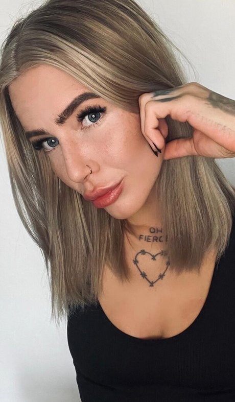 Juliet Scha leaked onlyfans