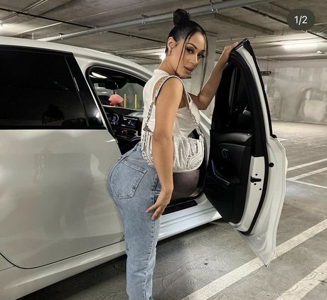 Theariazul feet onlyfans