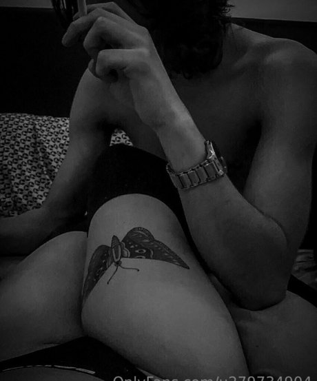 noe waymefree240399 onlyfans naked pics