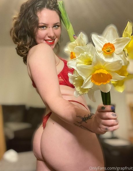 sewergirl only fans photos