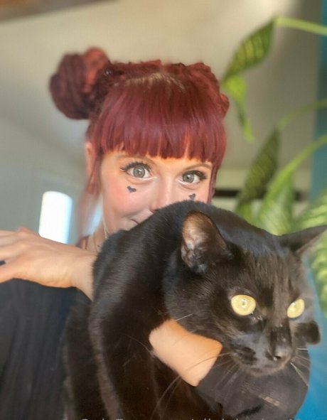 oliviajarden4free onlyfans porn