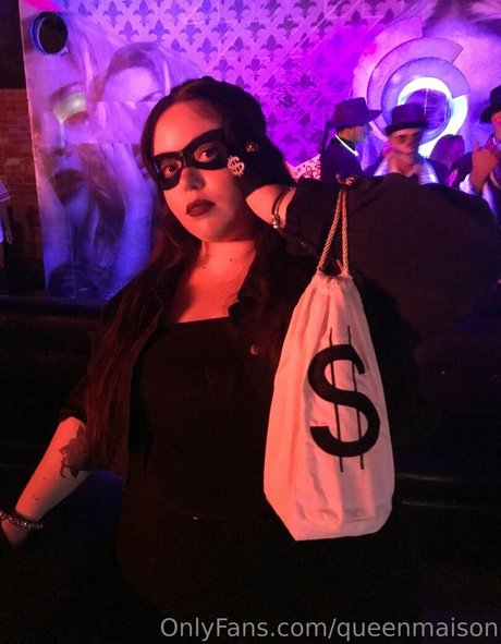 queenmaison onlyfans nudes leaks