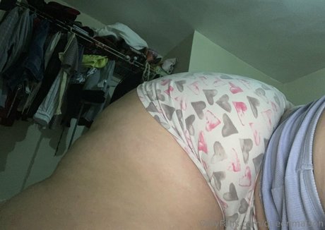 queenmaison only fans naked