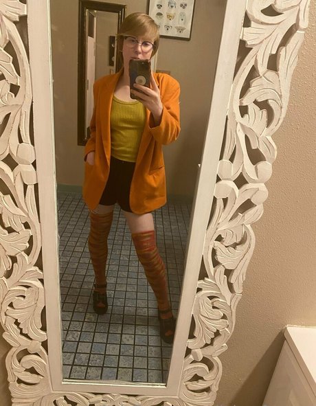 divine femme onlyfans