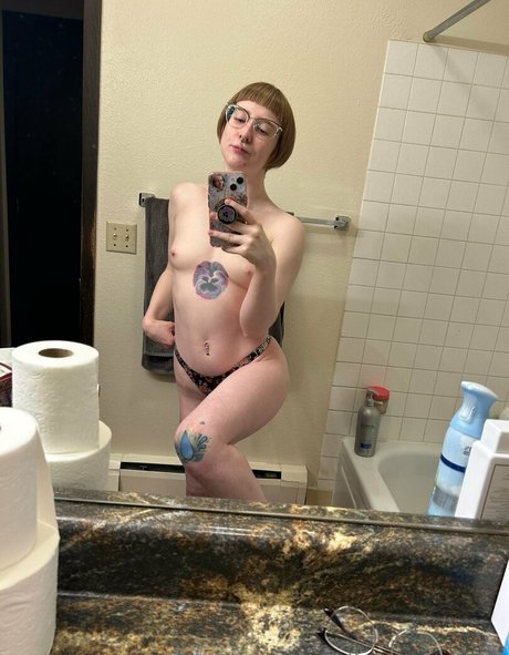 divine femme leaks only fans