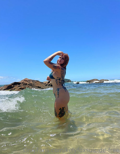 kelyfoxsuicide free leaked onlyfans nude