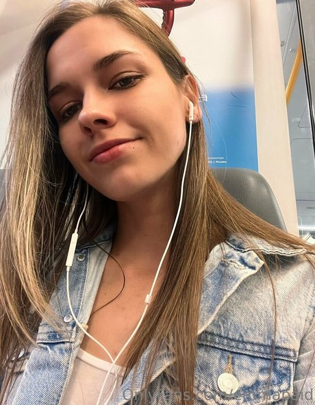 emmapaid onlyfans content type