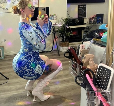 Syren Serene onlyfans leak nudes