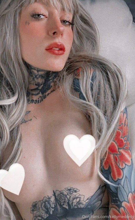 Kelly Medanie onlyfans leajs