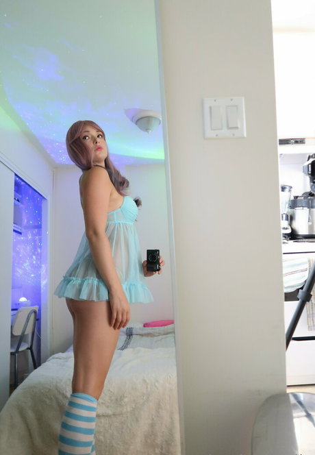 Tirzah Morelle onlyfans strip