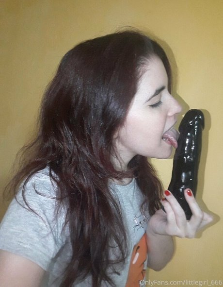 lxttlegirl 666 only fans leaked