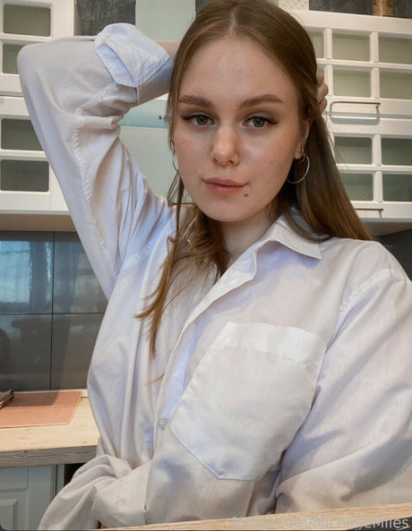 MichelleMiles onlyfans free