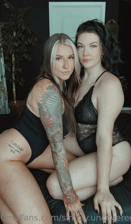 SimplyUncovered porn onlyfans leak