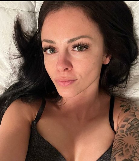 Jade Banx onlyfans nudes leaks