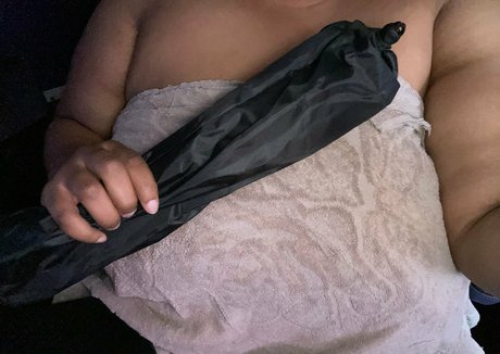 ebonybbwangelafree onlyfans leaked tits