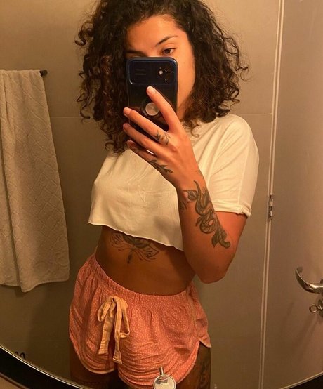 Giovana Fagundes onlyfans picture