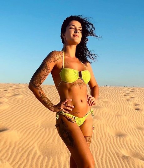 Giovana Fagundes only fans content