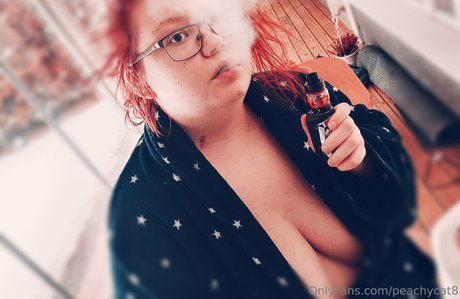 peachycat8 onlyfans leaked tits