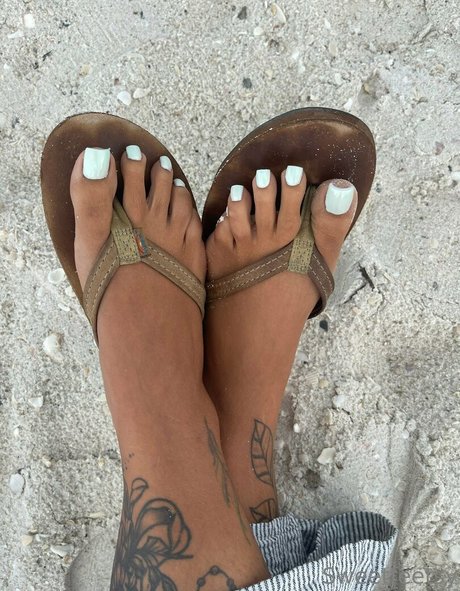 sweetfeetsyfree onlyfans xx