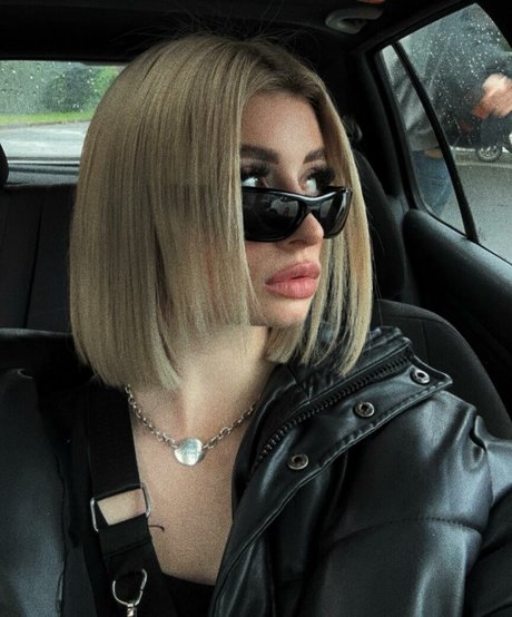 laeticia sophie onlyfans xxx