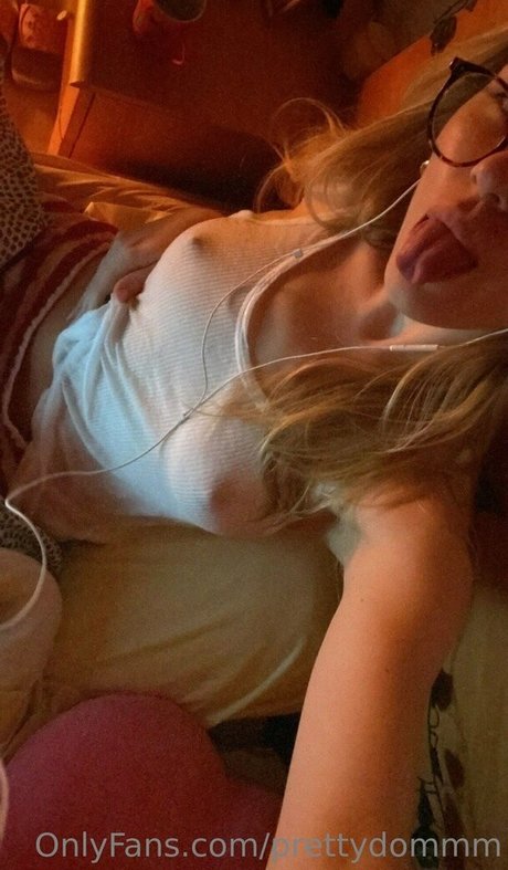 prettydommm onlyfans nude