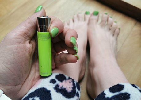 carlyraesummers onlyfans images