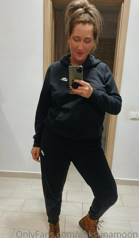 anksunamoon onlyfans naked