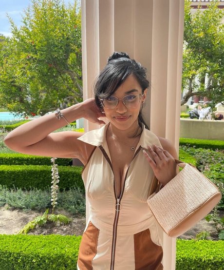 itsqueennovaa onlyfans nude photos