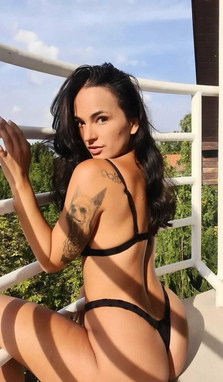 claudiabavel gold onlyfans xx