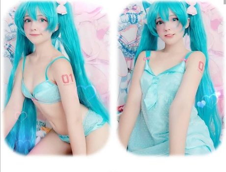 Saya Scarlet naked onlyfans leaks