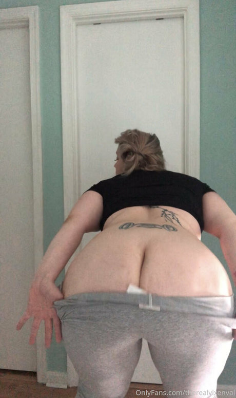 therealvixenval onlyfans nude tits