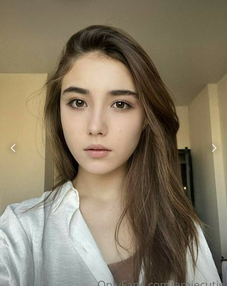 Lizzyhoney onlyfans pic