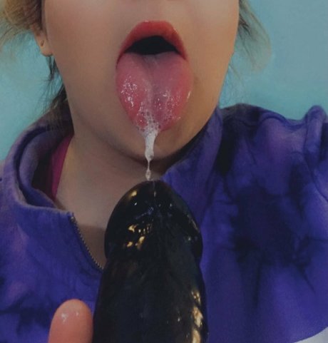 oliviaskiesvip only fans leak porn