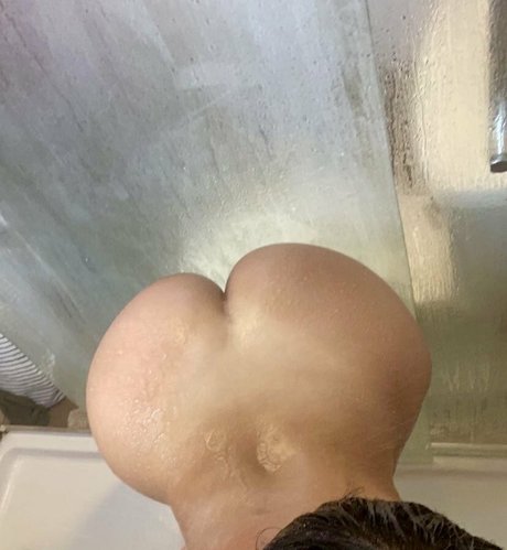 Sofia Messina naked only fans