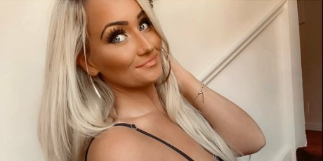 miss clover only fans nude leaks