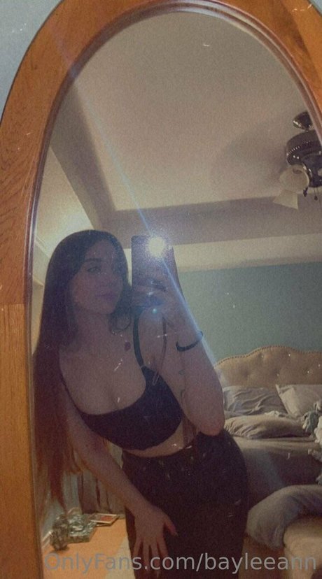 bayleeann onlyfans nudes leak