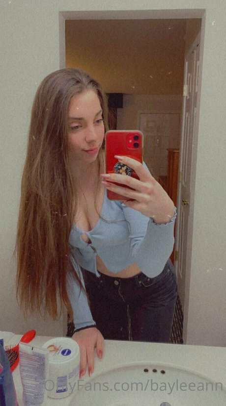 bayleeann onlyfans nude photos