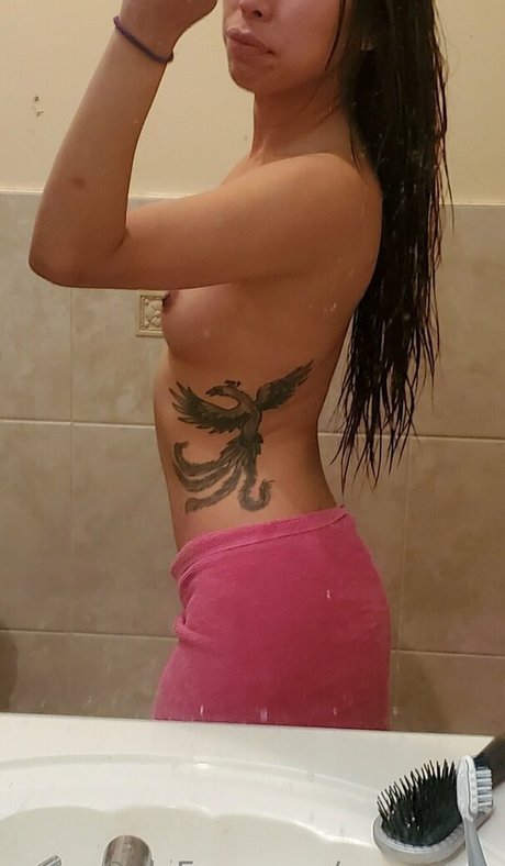 ngansturr onlyfans pic