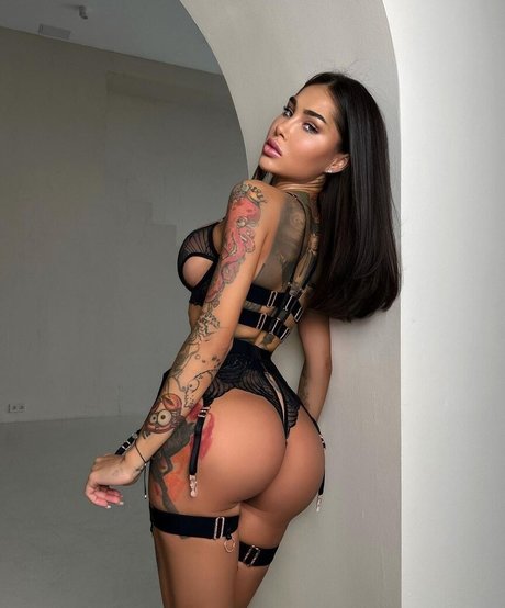 Elizabeth Definhy onlyfans porn