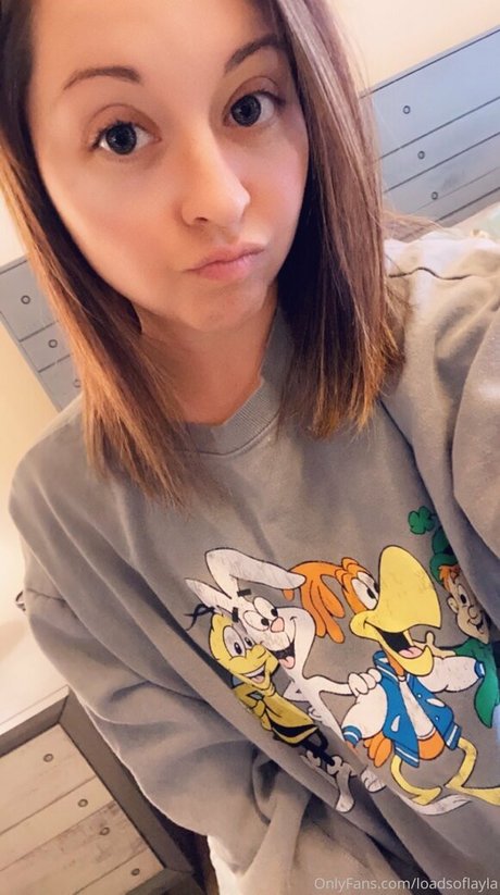 LoadsofLayla onlyfans leaks
