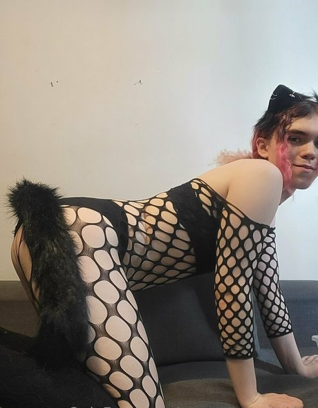 roseyccomplexion onlyfans nide